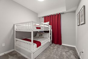 Sweet Suite Sleeps 6 @ Storey Lake by Shine Villas #903