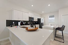 Edgewater Escape at Storey Lake by Shine Villas #904