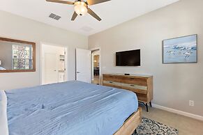 Breathe Easy at Solterra Resort by Shine Villas 706