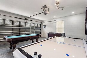 Breathe Easy at Solterra Resort by Shine Villas 706