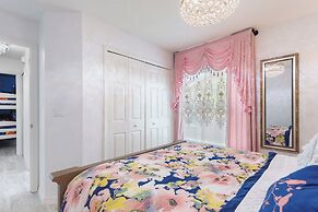 Breathe Easy at Solterra Resort by Shine Villas 706