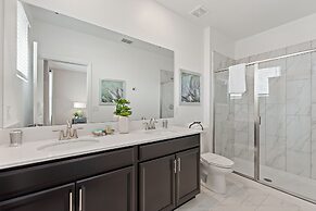 Stars Align @ Storey Lake by Shine Villas #406