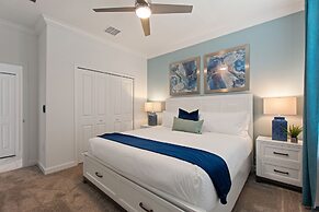 Stars Align @ Storey Lake by Shine Villas #406