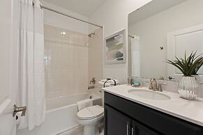 Stars Align @ Storey Lake by Shine Villas #406