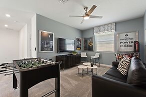 Stars Align @ Storey Lake by Shine Villas #406