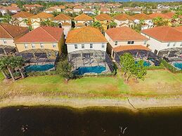 Perennial Paradise at Solterra Resort