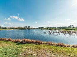 Perennial Paradise at Solterra Resort