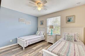 Splash of Magic at Solterra Resort