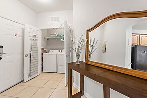 Contemporary @vista Cay By Shine Villas #403