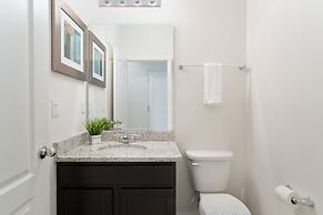 Lux Retreat, Shine Villas at Solterra Resort 826