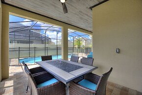 Rebel Flamingo @ Solara Resort by Shine Villas 804