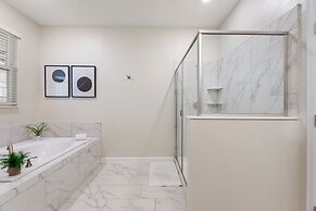 Marvel Mansion! Championsgate Resort Shine Villas 902