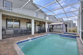 Marvel Mansion! Championsgate Resort Shine Villas 902