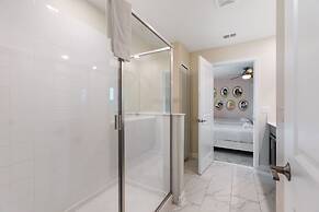 Marvel Mansion! Championsgate Resort Shine Villas 902