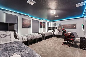 Marvel Mansion! Championsgate Resort Shine Villas 902