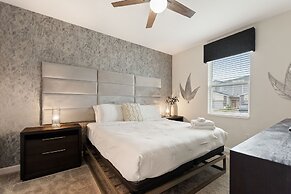 Marvel Mansion! Championsgate Resort Shine Villas 902