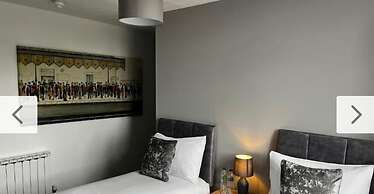 Old Railway Hotel porton