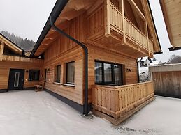 Premium Chalet in Tauplitz With Sauna and Pool