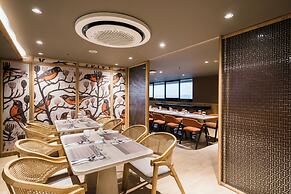 Aston Bintaro Hotel & Conference Center