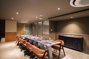 Aston Bintaro Hotel & Conference Center