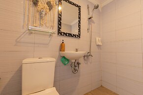 La Village Hill View