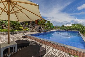 La Village Hill View