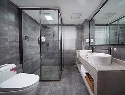 Da Li Yu Jia Ren Hotel