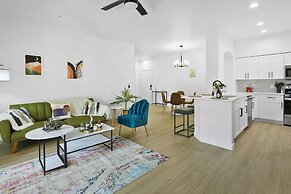 TWO Glendale CozySuites with Pool 2 & 9