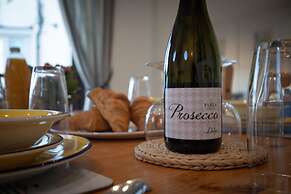 Four Oaks - Sea and Harbour Views