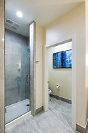 Palace Inn Blue Edgebrook