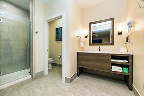 Palace Inn Blue Edgebrook