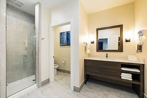 Palace Inn Blue Edgebrook