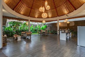 Brand new Luxury 3BR villa Ethnic Ubud 1