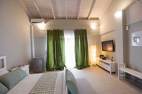 NV Seafront Studios AV Properties