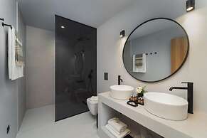 Cavalier Suites Nikiana Lefkada AV Properties