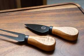 Cavalier Suites Nikiana Lefkada AV Properties