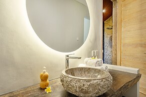 Brand New luxury 3BR Villa Ethnic Ubud 2