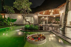 Brand New luxury 3BR Villa Ethnic Ubud 2