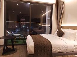 Johnny Nguyen - Victor Condotel Phu Yen