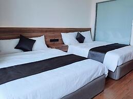 Johnny Nguyen - Victor Condotel Phu Yen