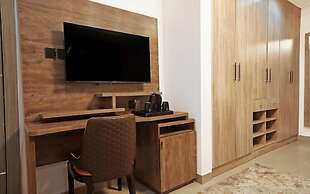 3H Villas Hotel & Luxury Apartment