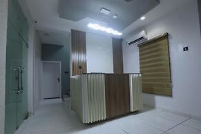 3H Villas Hotel & Luxury Apartment