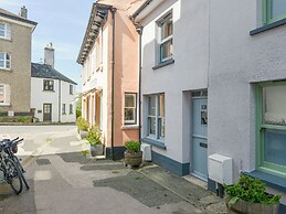 The Cottage on The Square