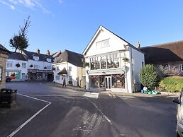 The Cottage on The Square