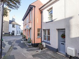 The Cottage on The Square