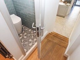 The Cottage on The Square