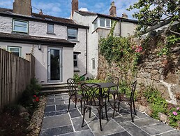 The Cottage on The Square