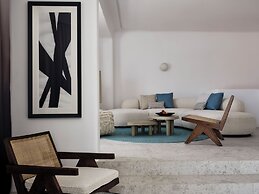 Deos Mykonos - A Myconian Collection Hotel