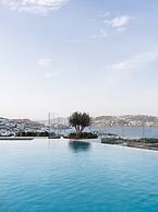 Deos Mykonos - A Myconian Collection Hotel