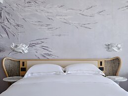 Deos Mykonos - A Myconian Collection Hotel